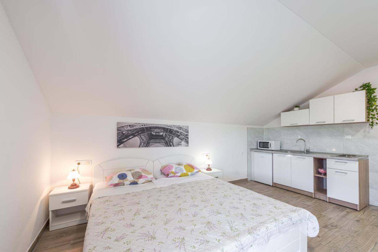 Apartments Vukelic Mlini Dış mekan fotoğraf